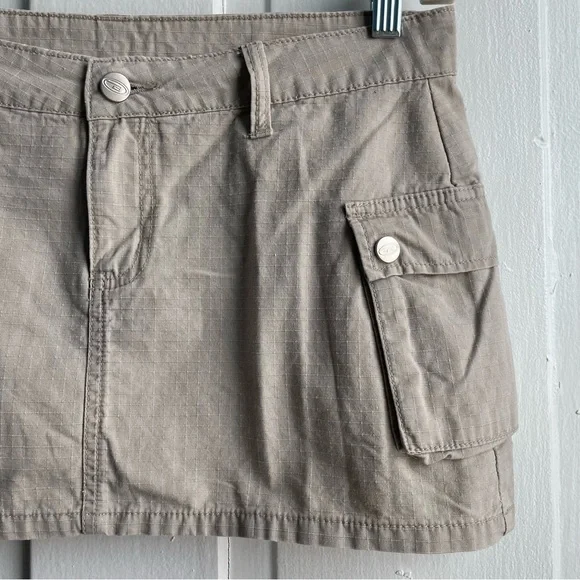 Vintage 90s/Y2K Bongo Micro Mini Khaki Cargo Skirt 100% Cotton - Picture 5 of 6